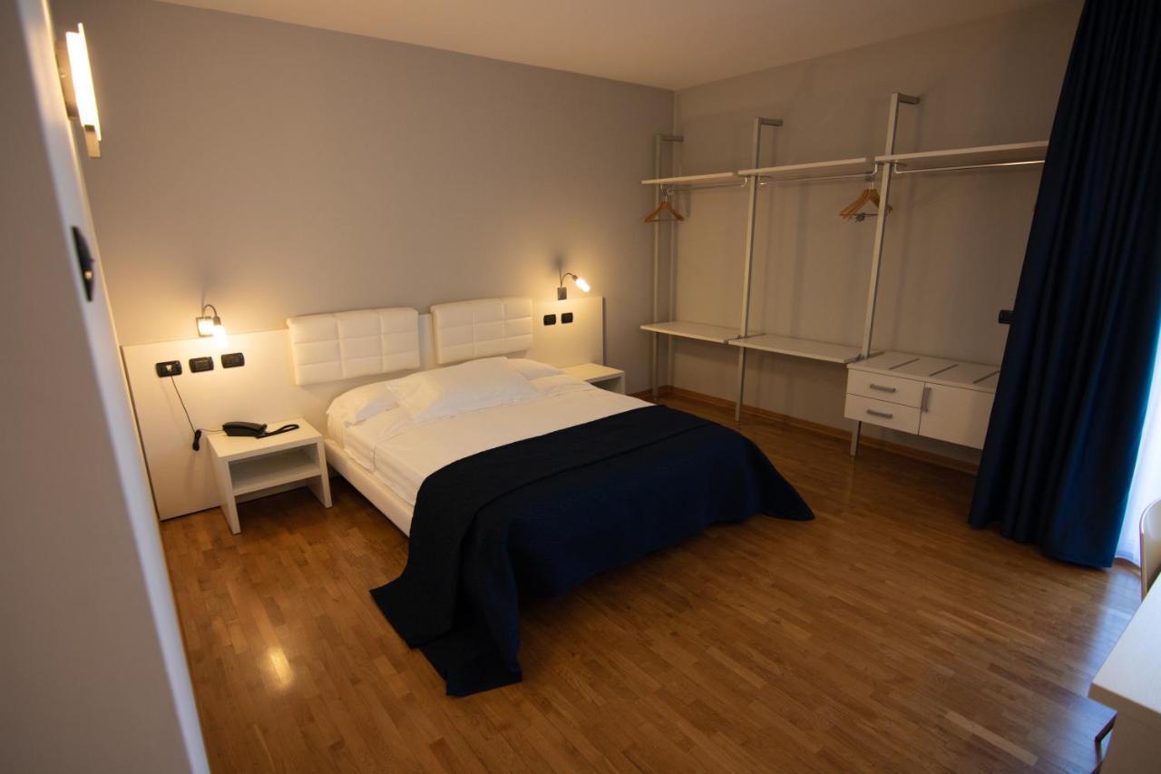 Master Hotel Reggio nell'Emilia Exterior foto