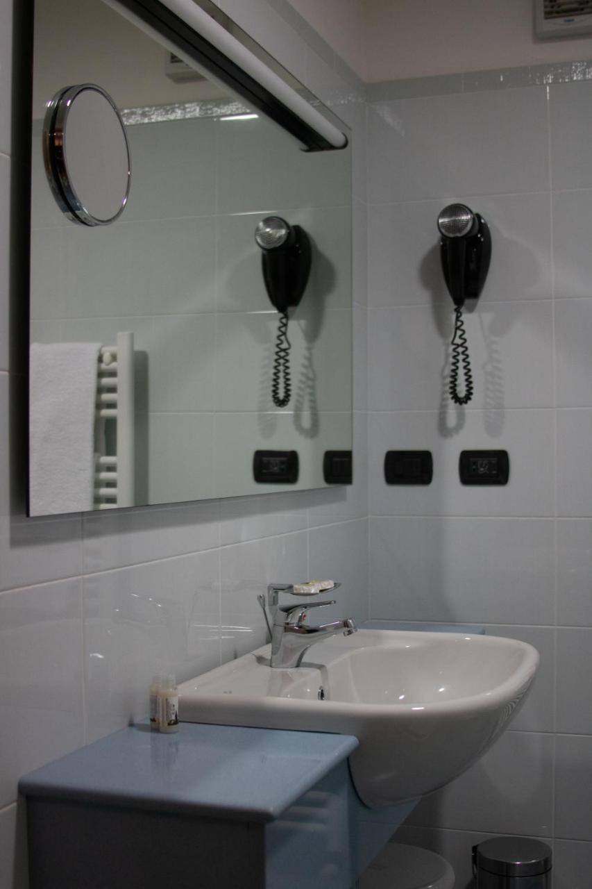 Master Hotel Reggio nell'Emilia Exterior foto