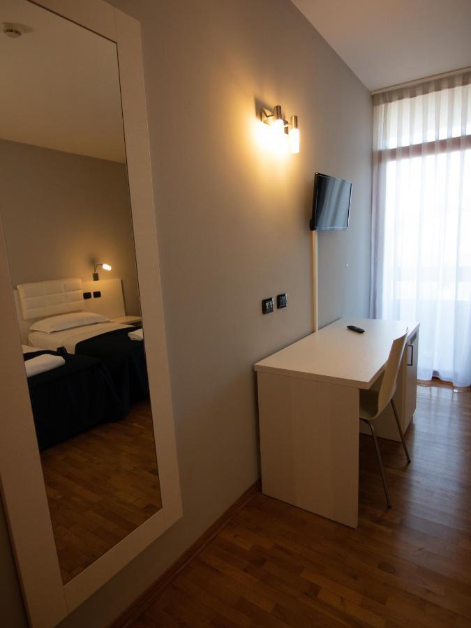 Master Hotel Reggio nell'Emilia Exterior foto